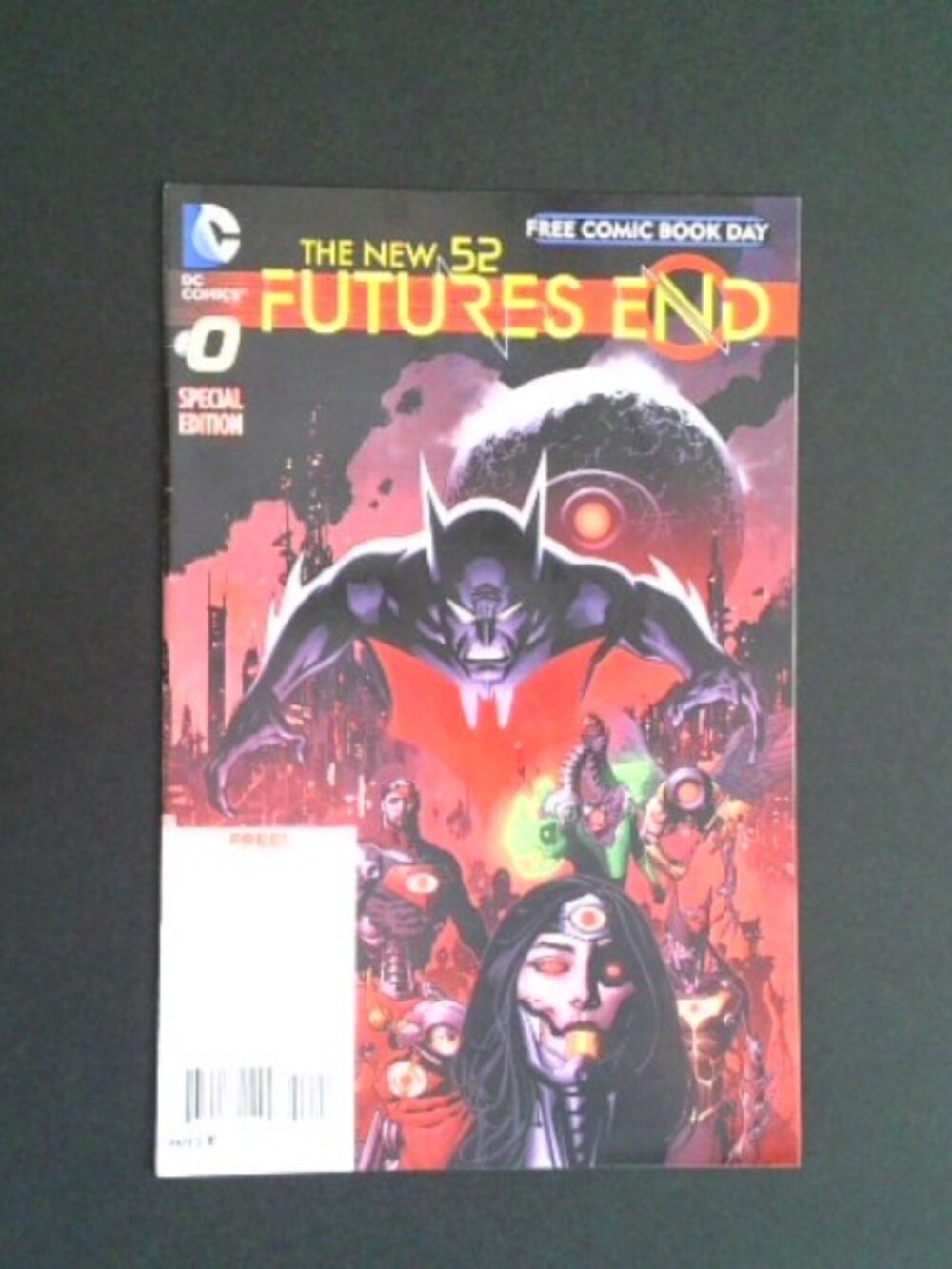 The New 52: FUTURES End #0 Special Edition DC Comics - with Bag and Board